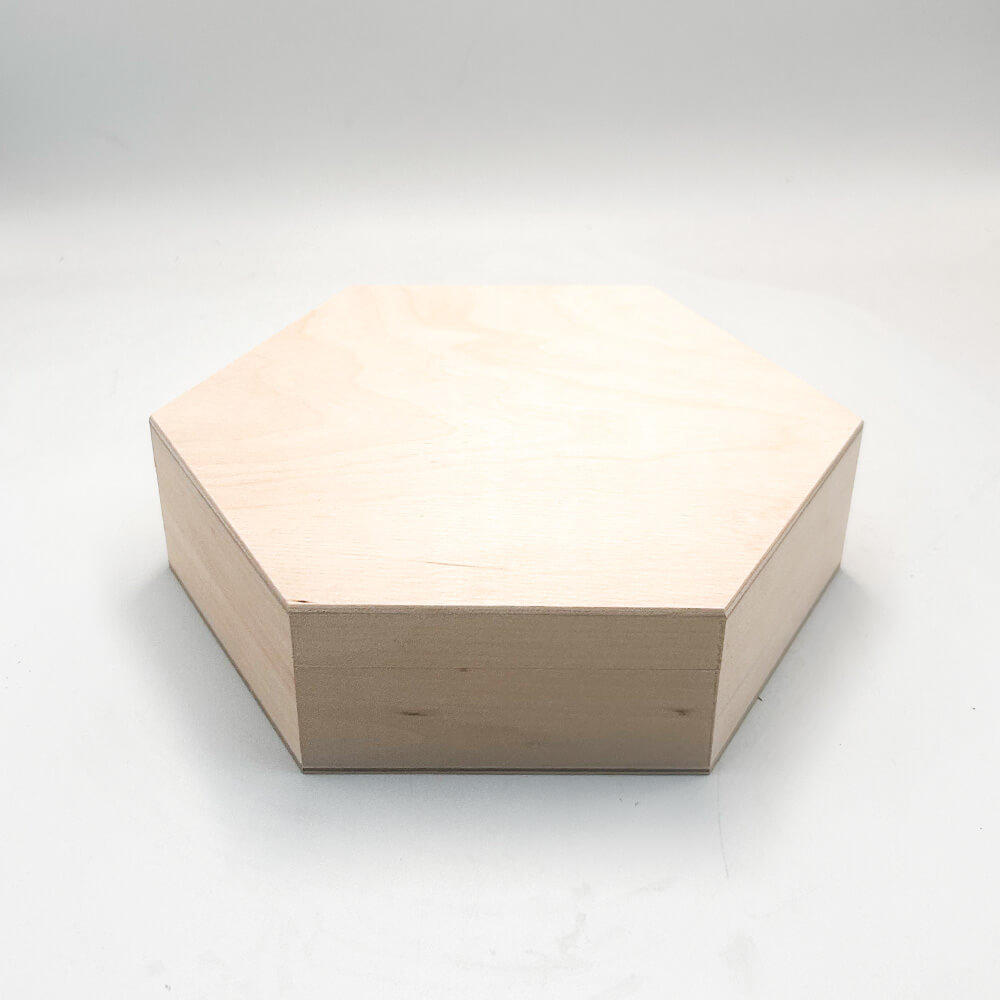 Czekoladki Ferrero w drewnianym pudełku - obrazek 8