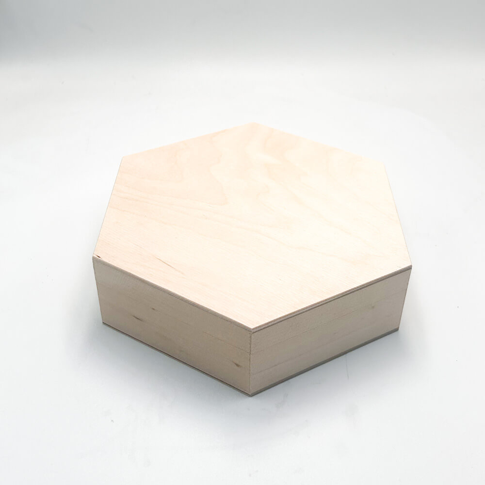 Czekoladki Ferrero w drewnianym pudełku - obrazek 6